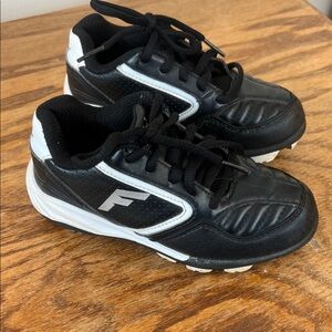 Kids Black and White Franklin Baseball Athletic Cleats